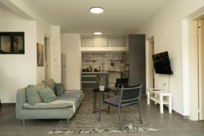 Yishcon Luxury Apartment By Nimizz